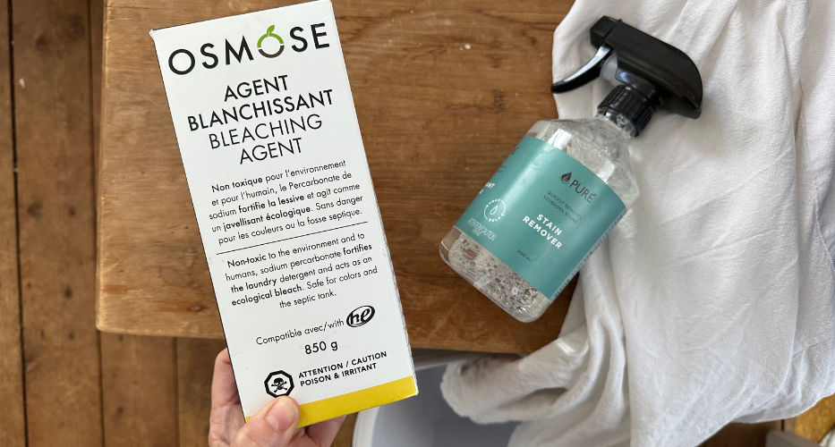 Comment détacher les cernes jaunes des vêtements blancs