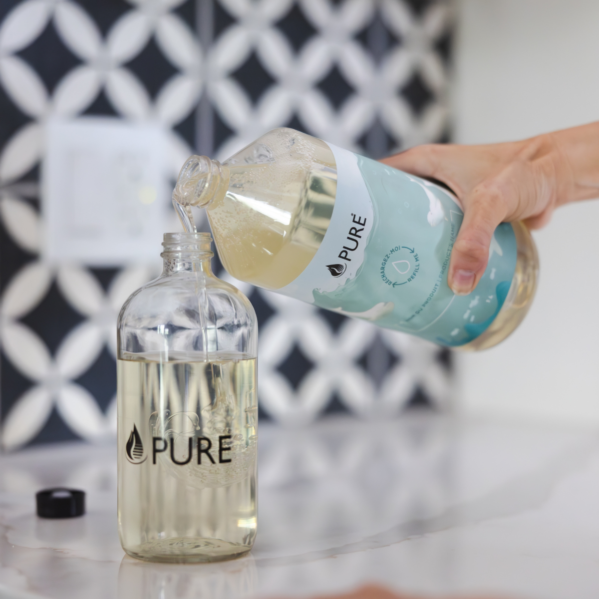 Bouteille de verre avec pompe 500 ml Pure - vide